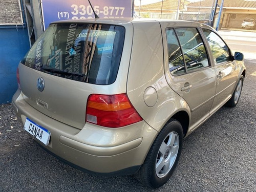 Imagem 5 de 13 de Golf 1.6 Mi 8v Gasolina 4p Manual