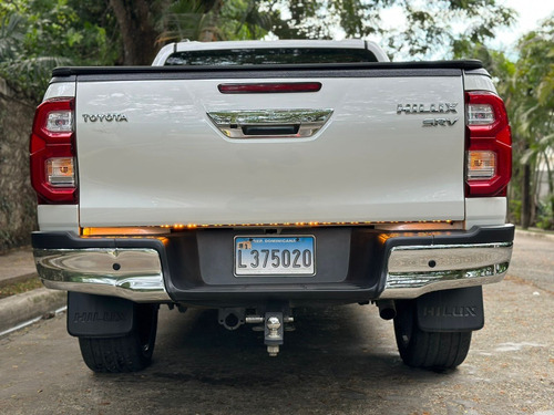 Imagen 5 de 15 de Toyota Hilux Srv
