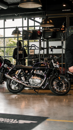 Imagen 8 de 23 de Royal Enfield Continental Gt Mr Clean Reserva Inmediata