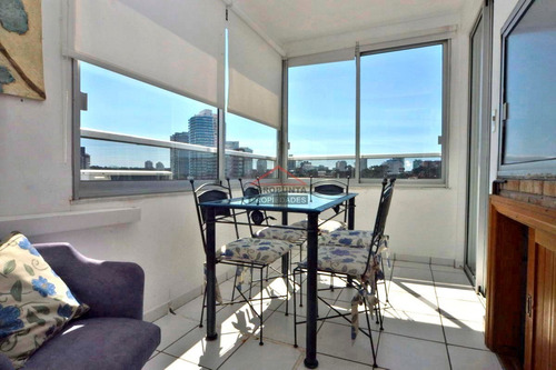 Apartamento En Playa Mansa 2 Dormitorios - Ref: 5105