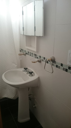 Imagen 10 de 14 de V.gesell Alq /centro/1/2 Cdra Mar/ Wi Fi/ 8 Pers/ Jovenes