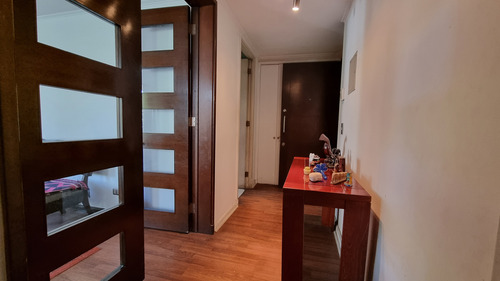 Ñuñoa, Vive Seguro En Un Amplio Departamento