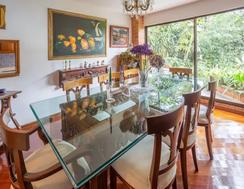 Casa En Venta En Loma De Los Balsos. Cod V16245