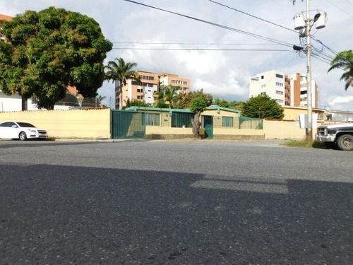 Imagen 3 de 14 de Casa En Venta Ubicada Al Este De Barquisimeto