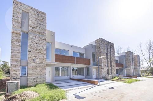Duplex En Venta Y Alquiler - Canning, Complejo Cabral