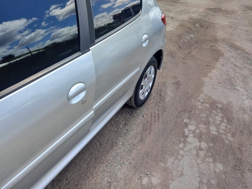 Imagem 5 de 7 de Peugeot 207 2013 1.4 Xr Flex 5p