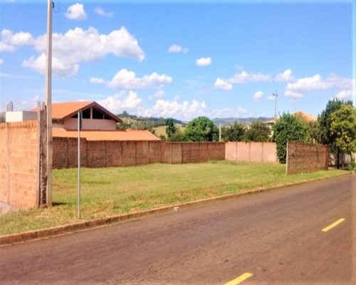 Imagem 1 de 4 de Terreno De 840 M² Em Esquina, No Condomínio Royal Park, No Bairro Vila Golfe - Te00272 - 69527648