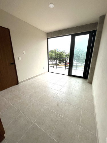 Departamento Para Estrenar Con Roof Garden En Av Nader Cancun