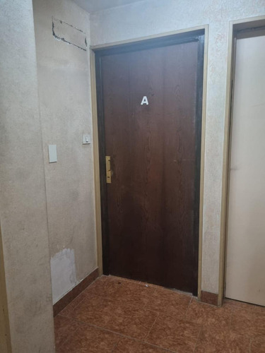 Oficina Venta Monserrat Impecable Al Frente