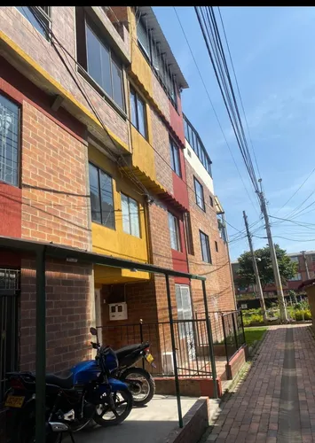 Casa Rentable Con 4 Apartamentos Terminados
