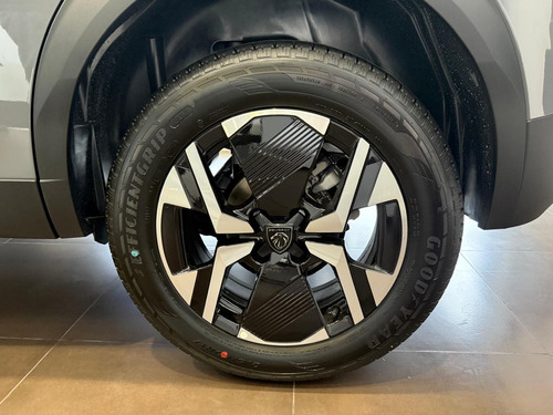Peugeot 2008 1.0T Allure