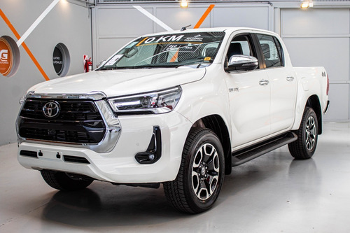 Imagen 4 de 22 de Toyota Hilux Srx 2.8 Tdi 4x4 0km 2022