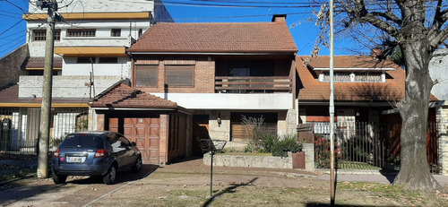 Casa En Venta En Bernal Oeste