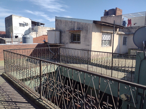 Excelente Ubicación, Ph 4 Ambientes Con Patio Y Terraza