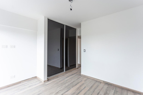 Imagen 30 de 30 de Dto 4 Ambientes Con Terraza,piscina Y Tobogan Propia !!!