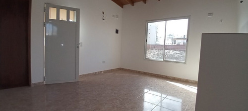 Imagen 5 de 14 de Santa Teresita A Estrenar. Centro 2° Piso 2 Amb