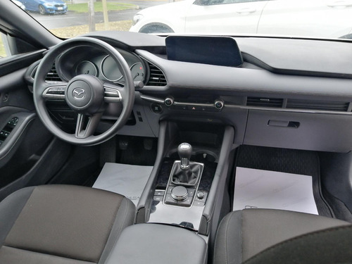 Mazda 3 Skyactiv-g 2.0 Mecanico 2022