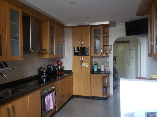 Imagen 9 de 24 de Apartamento En La Urbina Remodelado #24-5766