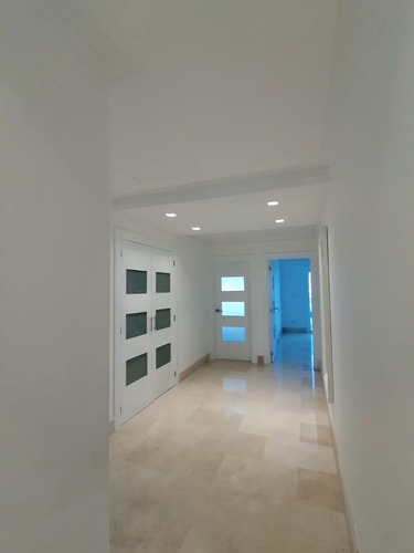 For Sale Apartamento En La Avenida Anacaona Piso 15 Rentado En 3400 Dolares Para Inversion