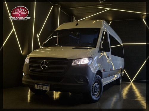 Mercedes-Benz Sprinter Furgão 2.2 Cdi 416 Longo Teto Alto 10,5m3 5p 6 marchas