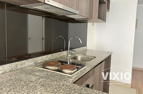 Arriendo San Joaquin Frente A Metro 1 Dormitorio Y Balcón