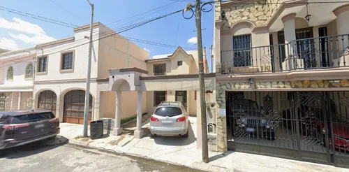 Casa De 2 Niveles Cerca De Walmart