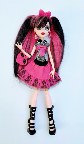 Monster High Draculaura Sweet Screams Picture Day Outfit