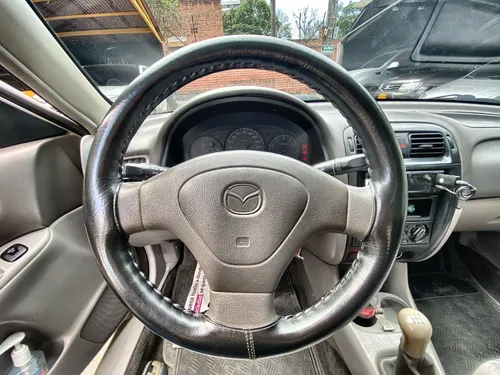Mazda 626 Nuevo Milenio 2.0 2001