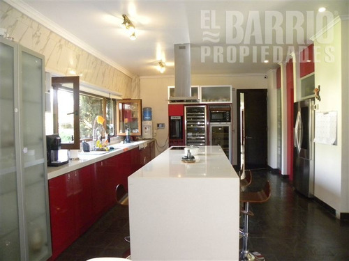 Imagen 22 de 30 de Casa En Venta De 5 Dormitorios En Colina