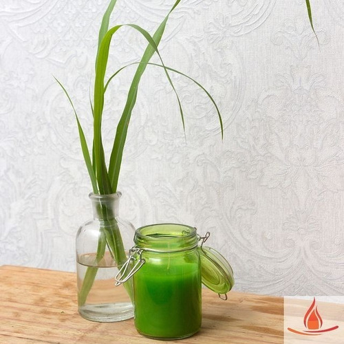 Vela Perfumada Decorativa Em Vidro Verde Tampa Capim Limão