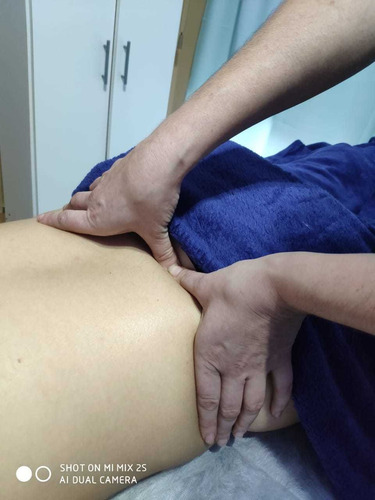 Imagen 9 de 10 de Masajes Descontracturantes, Relajantes Y Deportivos