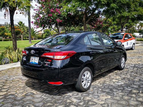 Imagen 5 de 15 de Toyota Yaris S 2018