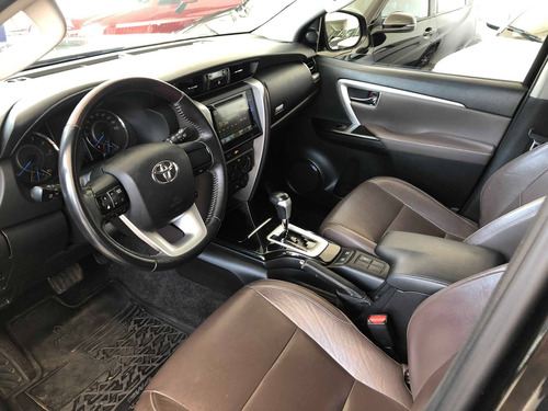 Imagem 13 de 13 de Toyota Hilux Sw4 2.7 Sr 4x2 16v Flex 4p Automático