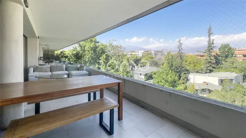 Vistas Despejadas - Moderno: Estadio Manquehue