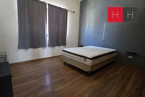 Casa En Venta En Fraccionamiento El Campanario