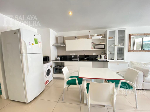 Imagen 3 de 16 de Venta: Un Dormitorio Y Medio Excelente Servicios Punta Del Este