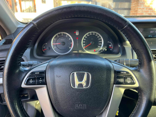 Imagen 14 de 16 de Honda Accord 2010 3.5 Ex-l V6 Tomo Usado