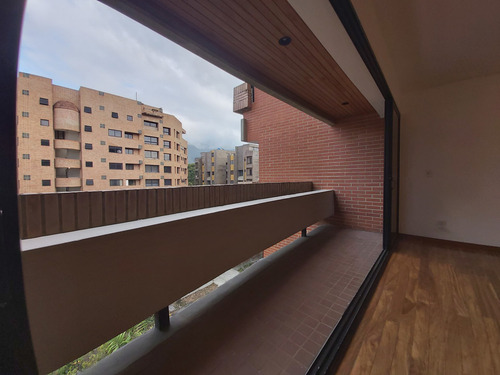 Imagen 7 de 30 de Venta Apartamento 102 Mts 1h + Est/2b/2p Campo Alegre