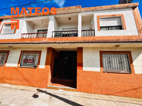 Venta Departamento En Santa Teresita  En 1º Piso - Excelente Zona  7 E/ 36 Y 37