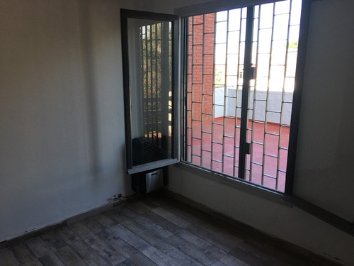 Imagen 8 de 9 de Ph 2 Amb Sin Expensas Reciclado Con Terraza