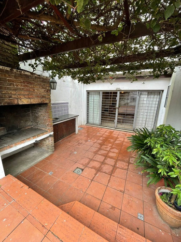 Imagen 10 de 18 de 4 Dormitorios Casa De Dos Plantas A 4 Cuadras Del Mar