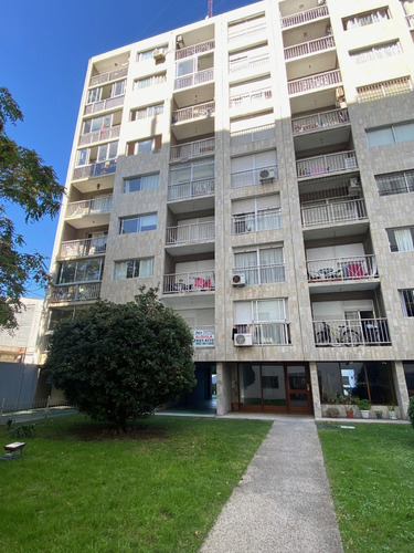 Rivera Casi B. Artigas Zona Medica Sirve Vivienda O Consultorio Excelente, Amplio Apto De 1 Dormitorio Muy Tranquilo  Y Muy Buen Estado