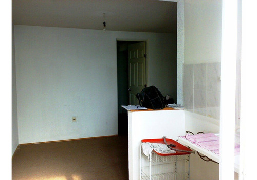 Se Renta Departamento En Carola A Dos Cuadras Del Metro San Antonio