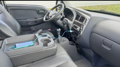 Imagem 3 de 9 de Kia Bongo Plataforma Guincho