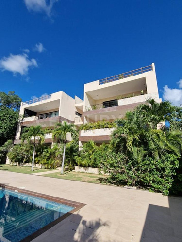 Elegante Penthouse En Venta, Municipio De Tulum, Quintana Roo.