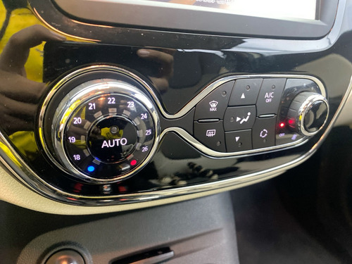 Imagen 21 de 25 de Renault Captur Intens 2.0l