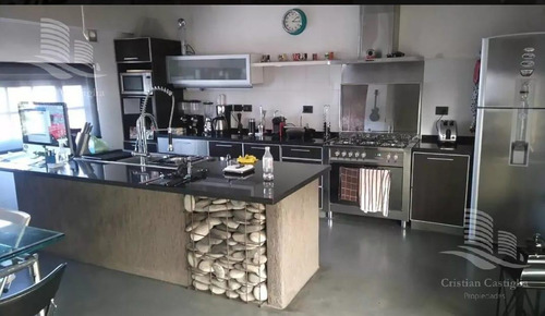 Imagen 7 de 18 de Galpón - Casa - Oficina - Olivos - Vicente Lopez