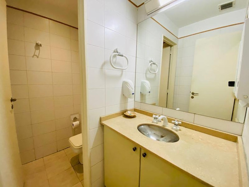 Imagen 16 de 21 de Oportunidad!! Venta Oficina: 263 M2 · 3 Cocheras Fijas · Impecable!