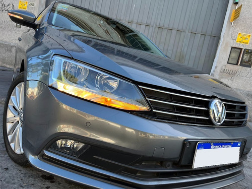 Imagen 10 de 25 de Volkswagen Vento Highline 1.4t Dsg 2018 / Unico Dueño