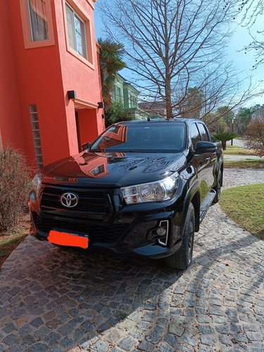 Toyota Hilux 2.8 Cd Srx 177cv 4x2 At